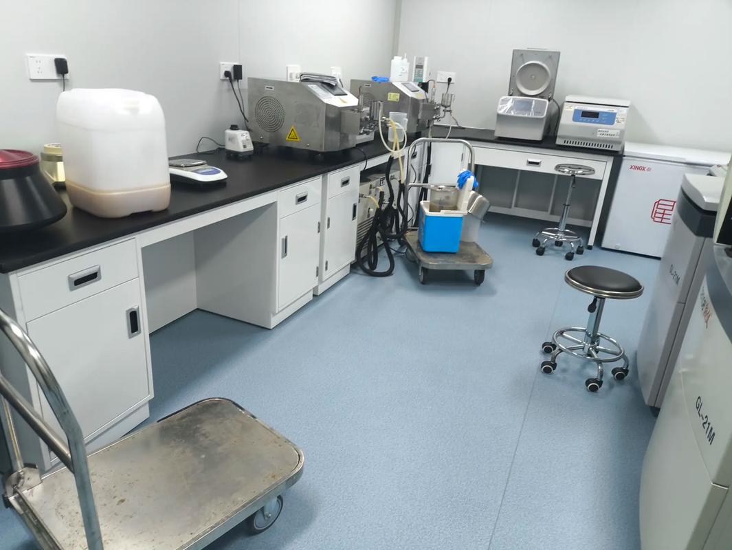 全鋼實驗臺選購指南 材質、廠家與專業檢測服務全解析